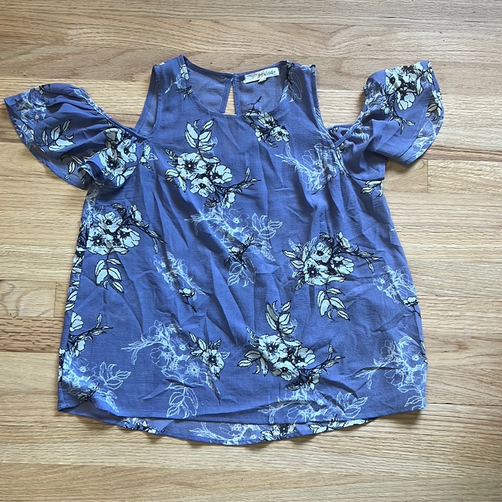 Rewind Floral purple cold shoulder top